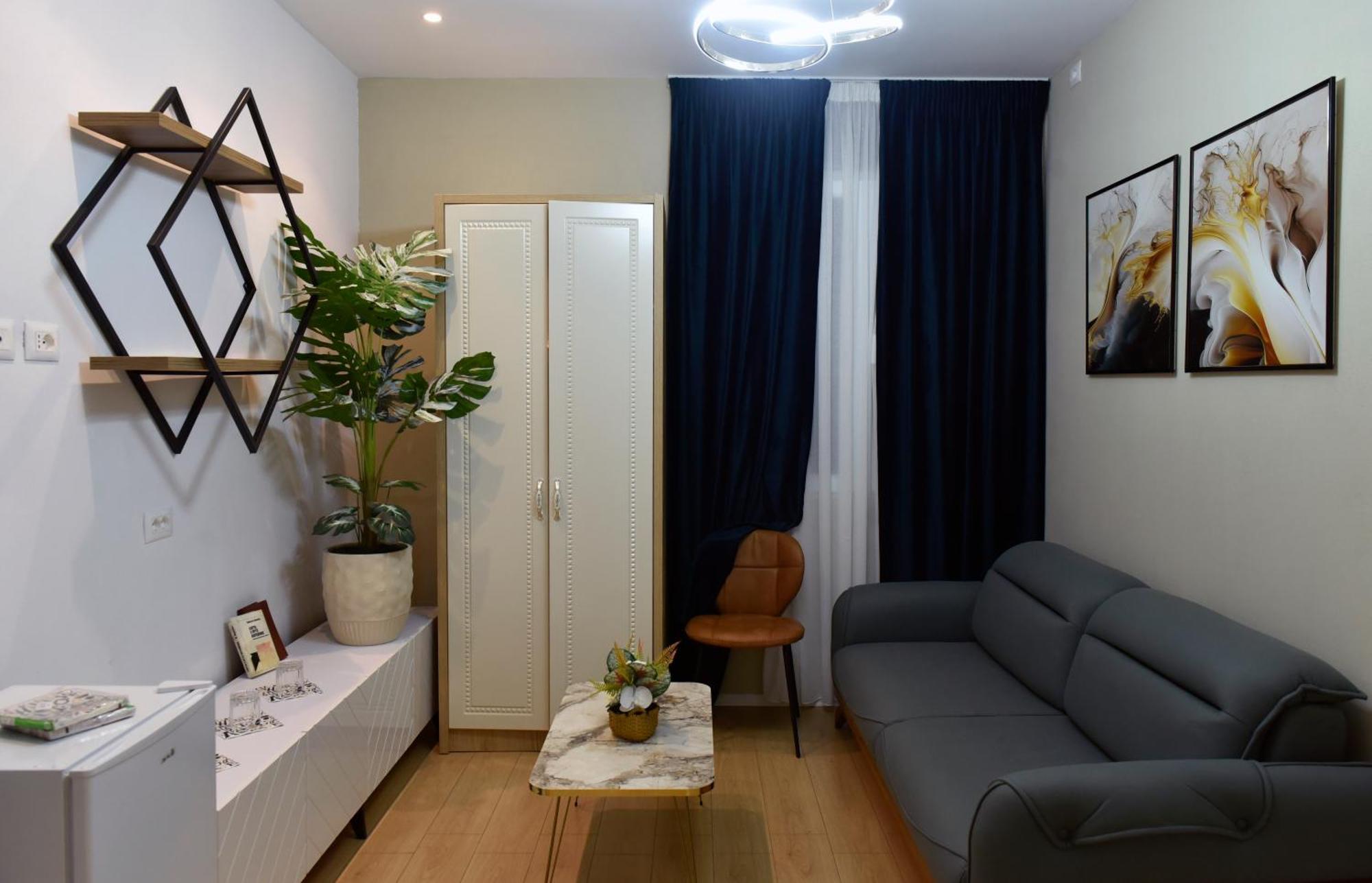 City Center Rooms And Apartments Durrës Buitenkant foto